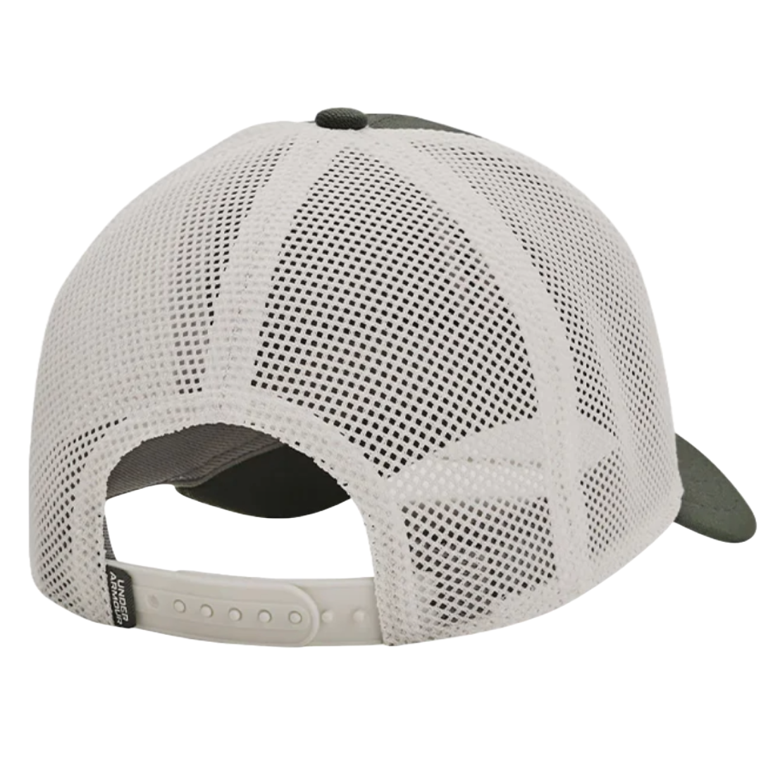 Gorra UA Blitzing Trucker
