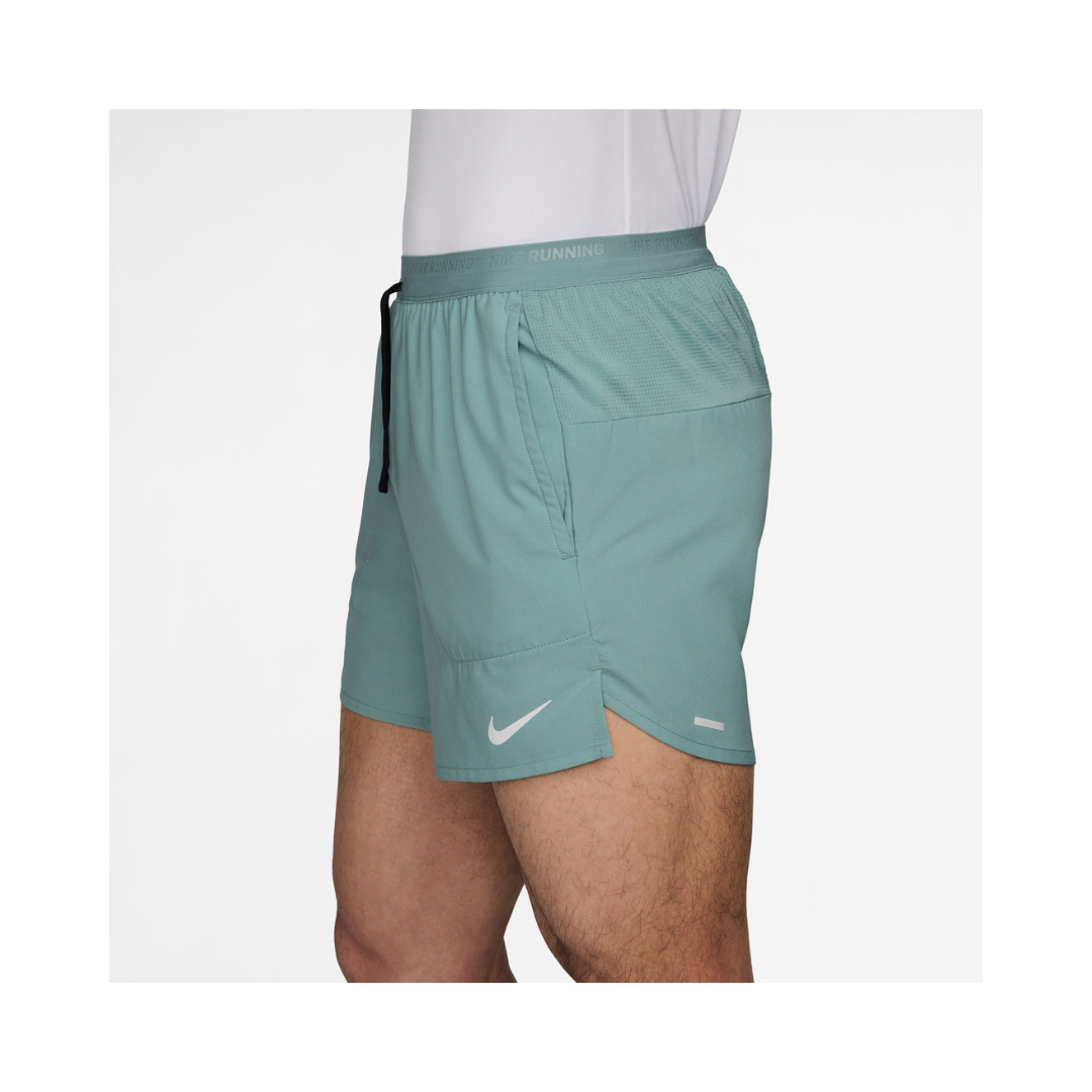 Short para Caballero Nike Stride 5"