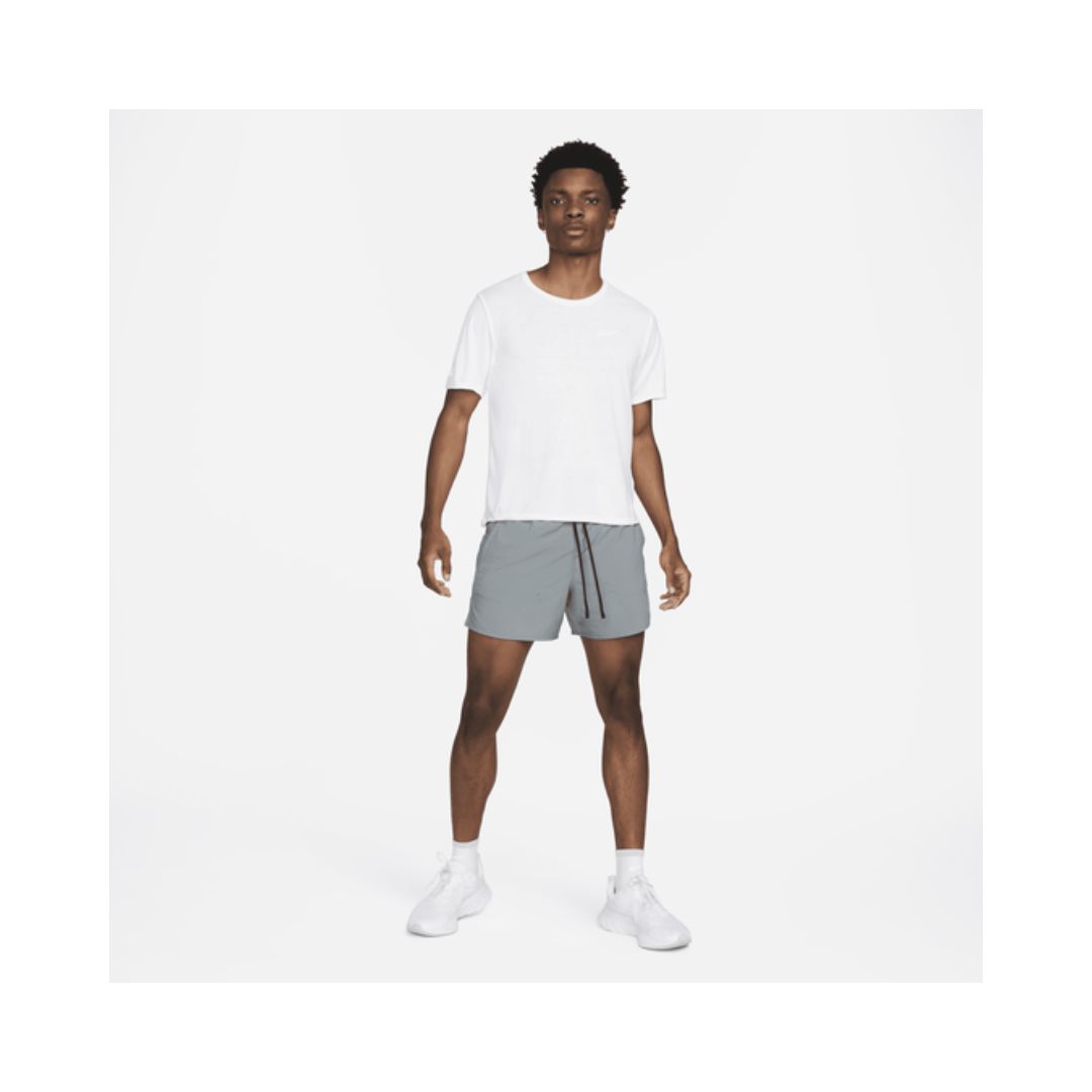 Short para Caballero Nike Stride 5"