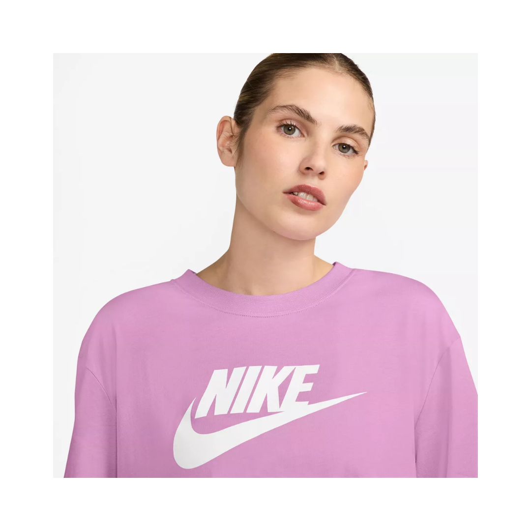 Franela Manga Corta para Dama Sportswear Essential