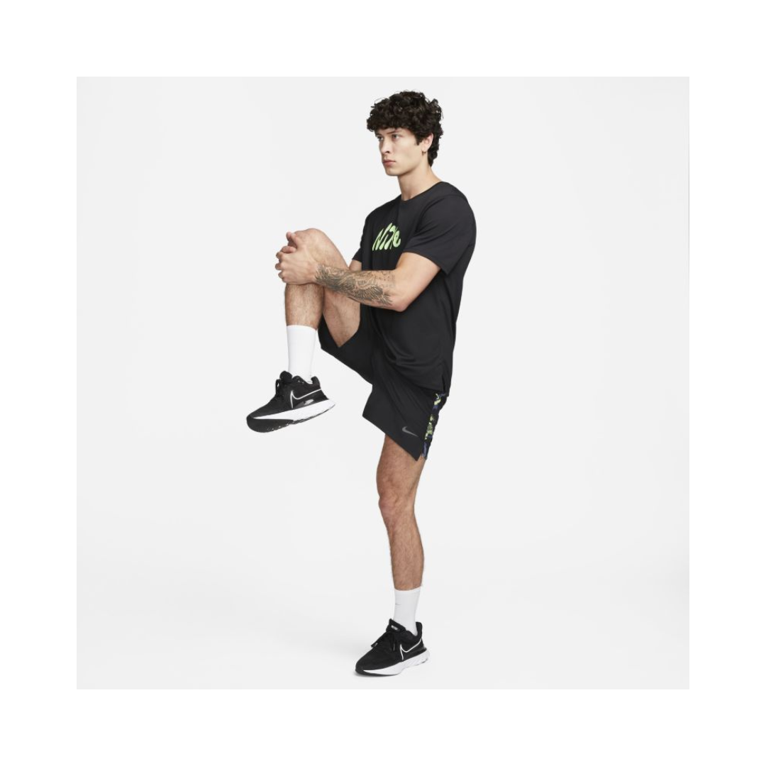 Short para Caballero Dri-Fit Challenger Studio 72 7"