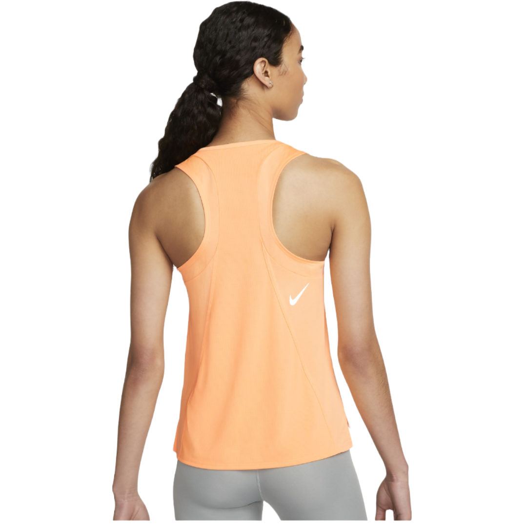 Franela Sin Mangas para Dama Dynamic Fit Race Singlet