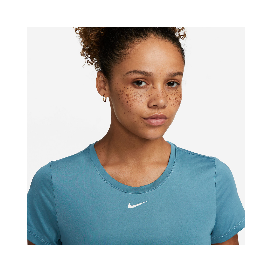 Franela Manga Corta para Dama Dri-Fit Performance