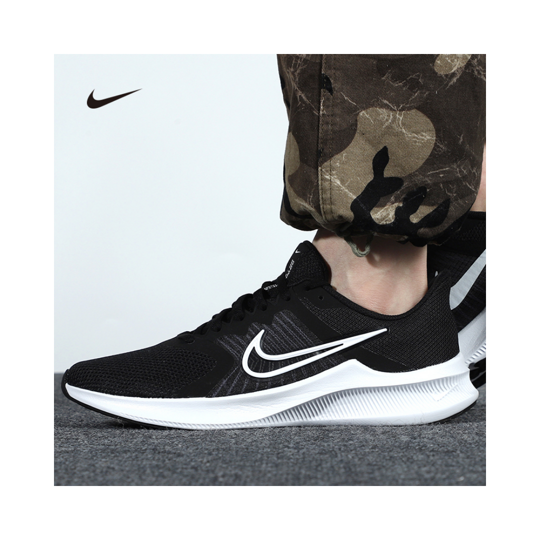 Zapatos Running para Caballero Downshifter 11