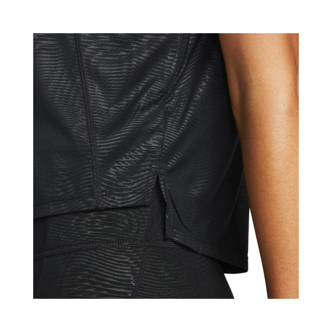 Franela Manga Corta para Dama Dri-Fit One Icon Clash