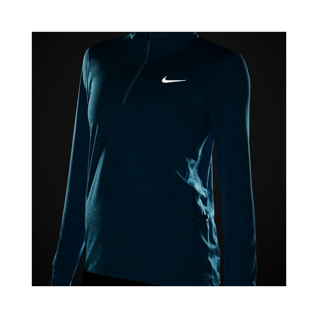 Franela Manga Larga para Dama Dri-Fit Element Sphere