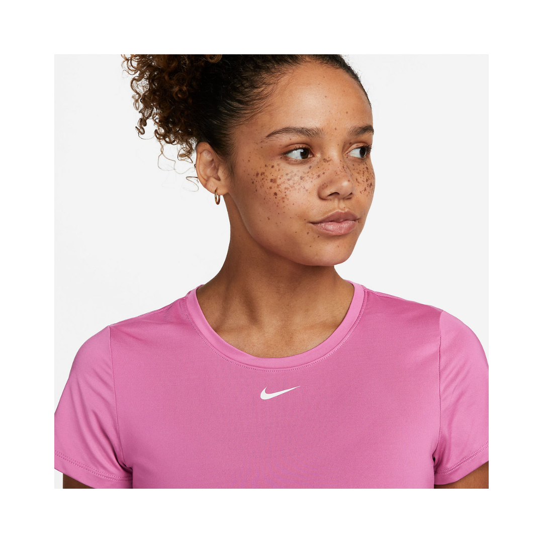 Franela Manga Corta para Dama Dri-Fit Performance